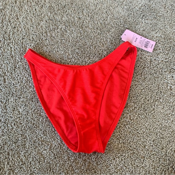 NWT Wild Fabel Red Cheeky Bikini Bottoms Size Small 4-6 - Picture 2 of 5